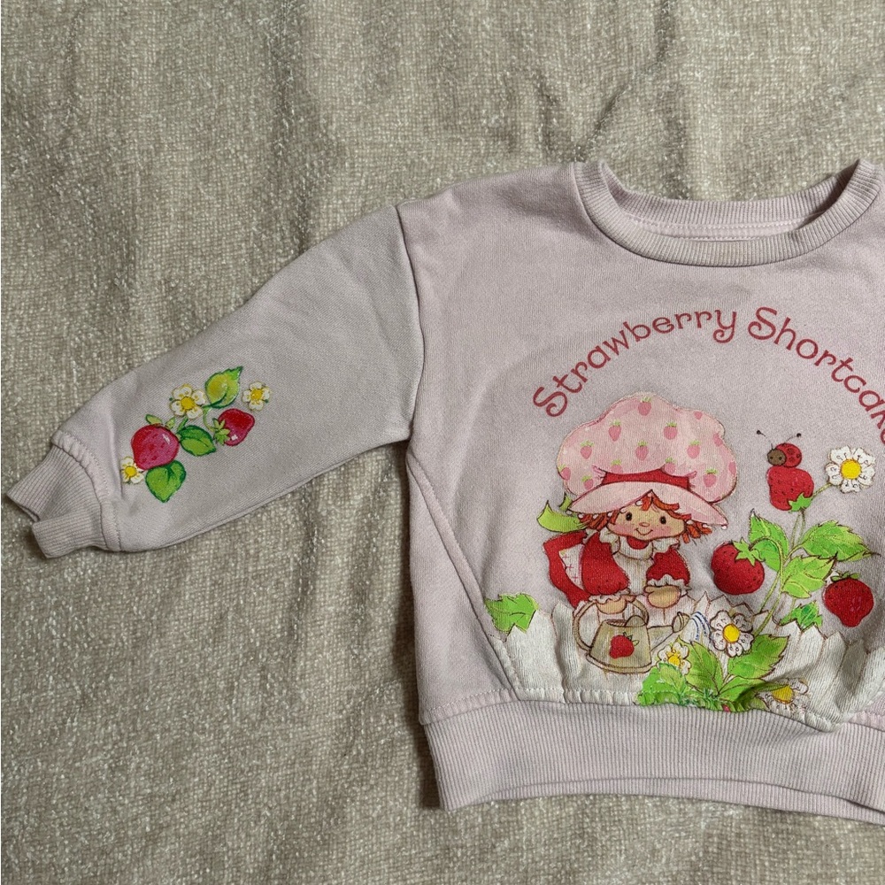 Strawberry Shortcake Light Pink Girls' Sweatshirt